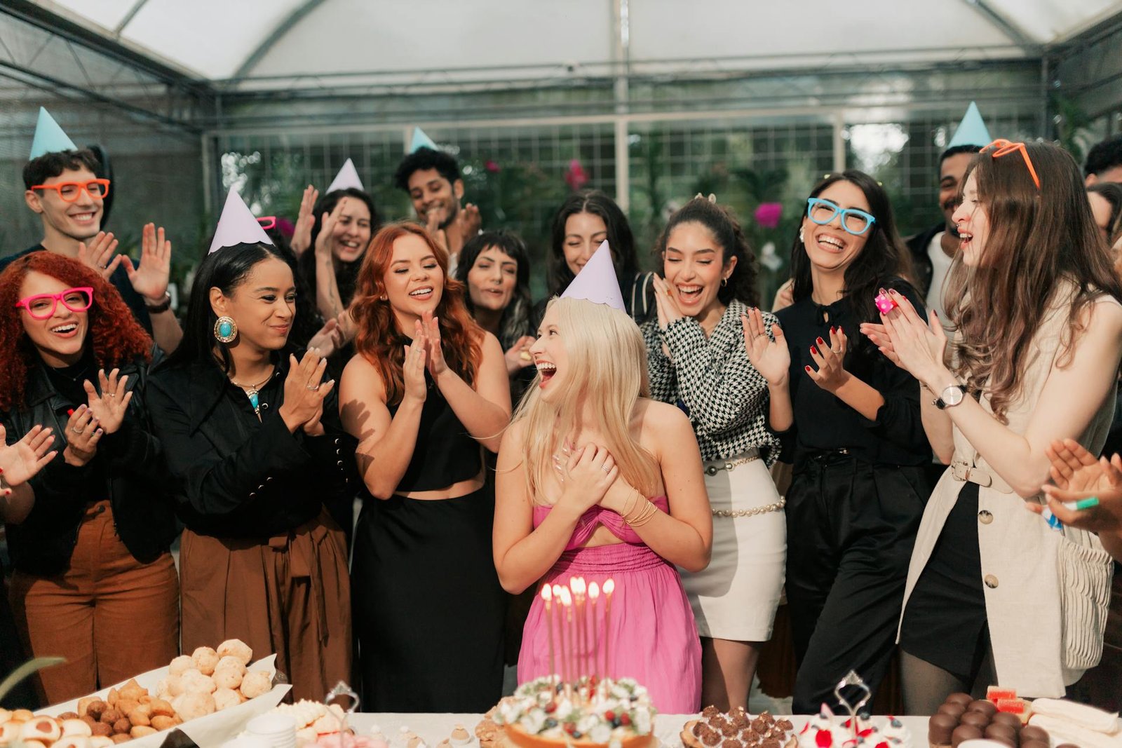 Tier 2 : The Plus (Venue + Decor OR Entertainment)